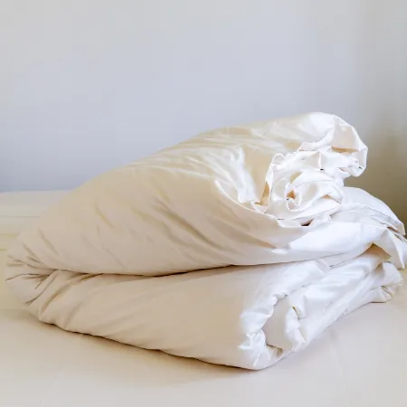 myMerino® Comforter with Organic Cotton Sateen Duvet Cover Set - Image 6